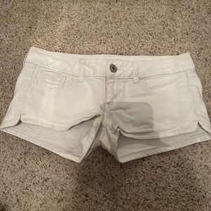 mid rise white american eagle shorts